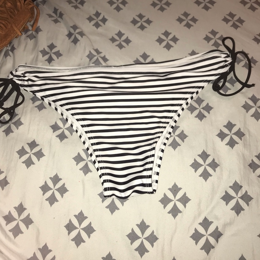 Bathing suit bikini bottoms